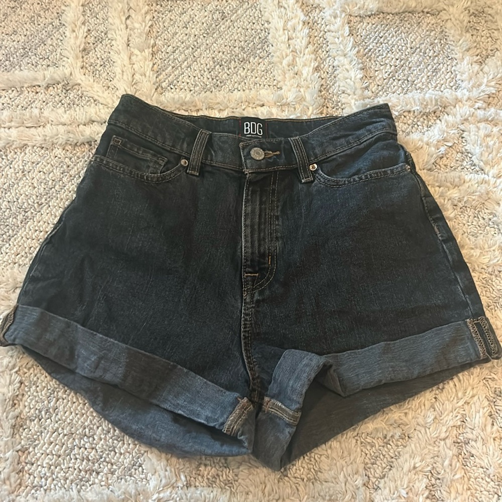 High rise Mom Jean shorts from Urban Outfitters